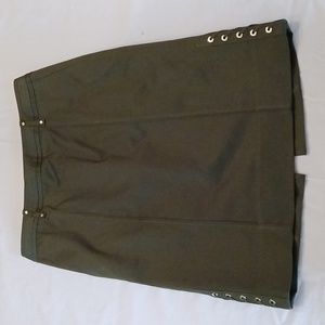 White House Black olive green pencil skirt with pockets Size 2